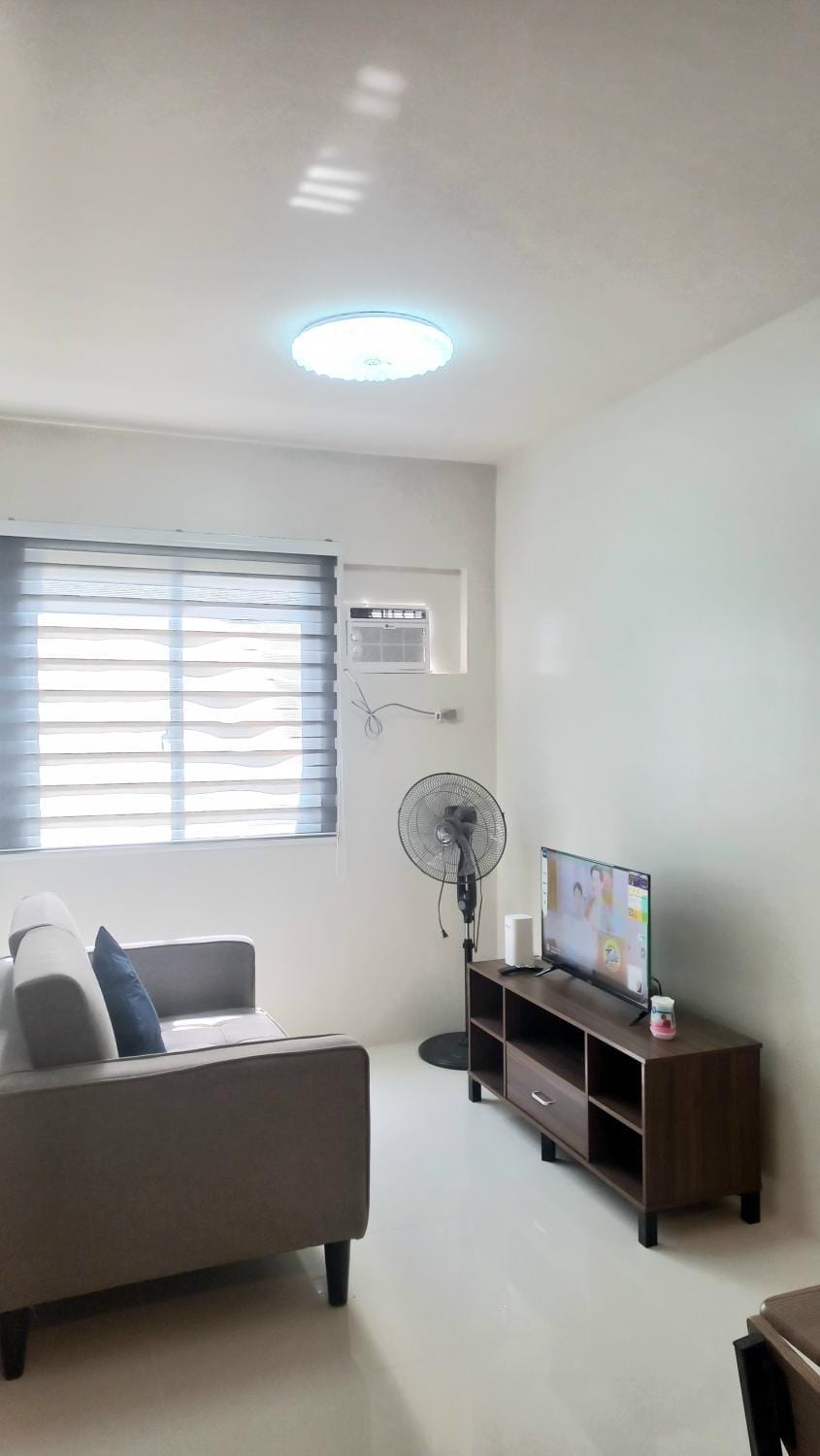 Cozy 1- Bedroom Condominium Apartment hotel in Caraga