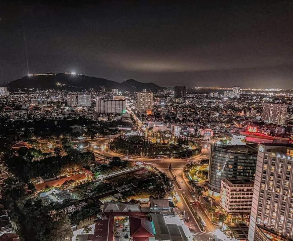 Căn hộ 2PN Oasky - Mermaid Seaview ngay tháp tam thắng bãi sau Vũng Tàu Apartment in Vung Tau
