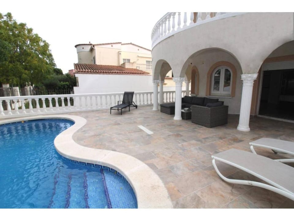 Property building, Patio, Pool view, Swimming pool