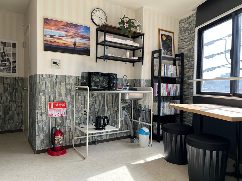 Kitchen or kitchenette, Kitchen or kitchenette, Dining area