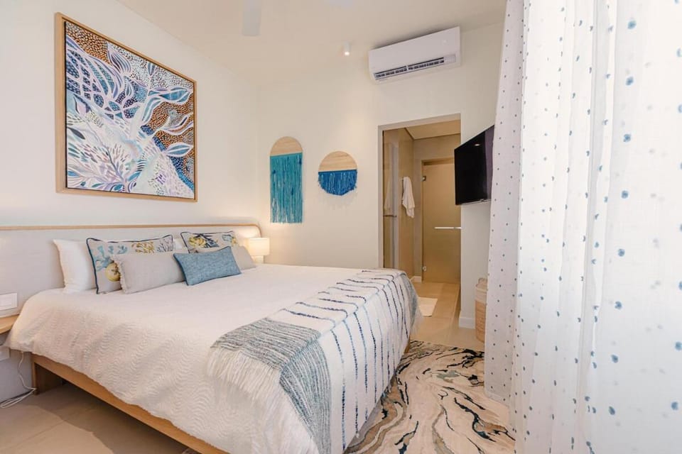 Sea View Penthouse with Rooftop, Grand Baie Apartment in Grand Baie