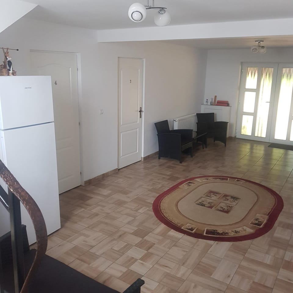Pensiunea Ovidiu Bed and Breakfast in Cluj County