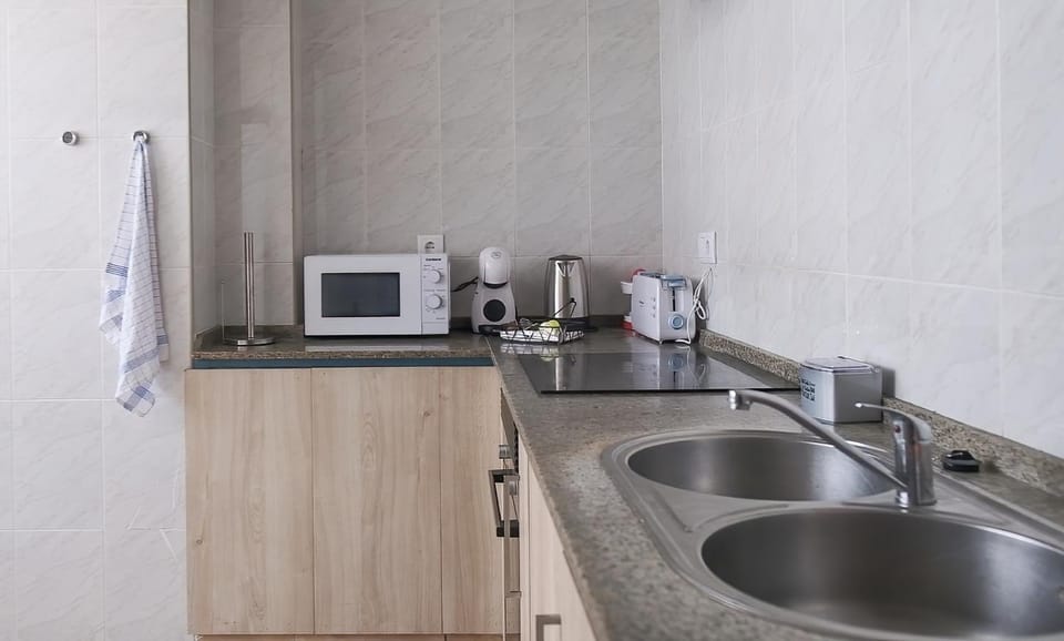 Kitchen or kitchenette, dishwasher, pet friendly, toaster