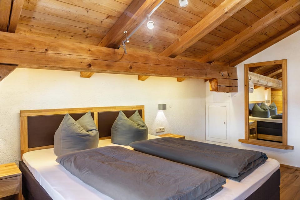 Property building, Living room, Bedroom