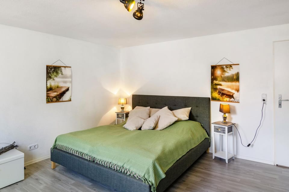 Living room, Bedroom