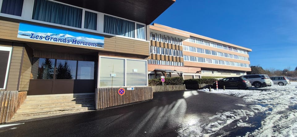 Résidence les grands horizon Apartment in Besse-et-Saint-Anastaise