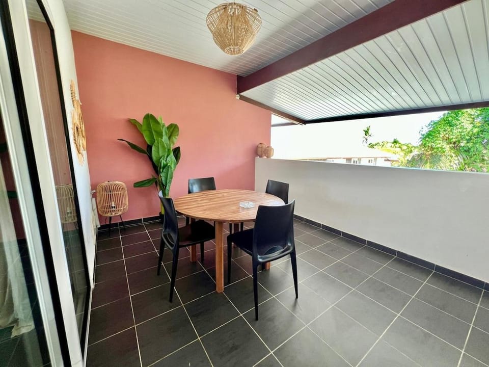 T2 moderne avec terrasse à 5min du centre ville Apartment in Cayenne