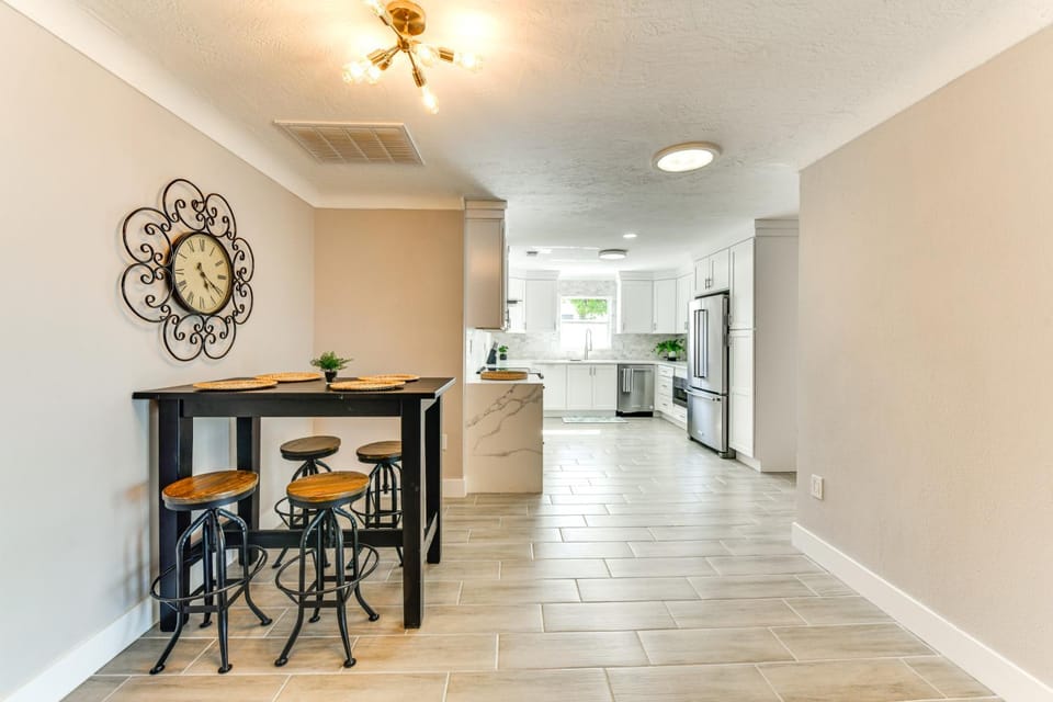Sarasota Waterfront Escape: Private Pool & Views! House in Gulf Gate Estates