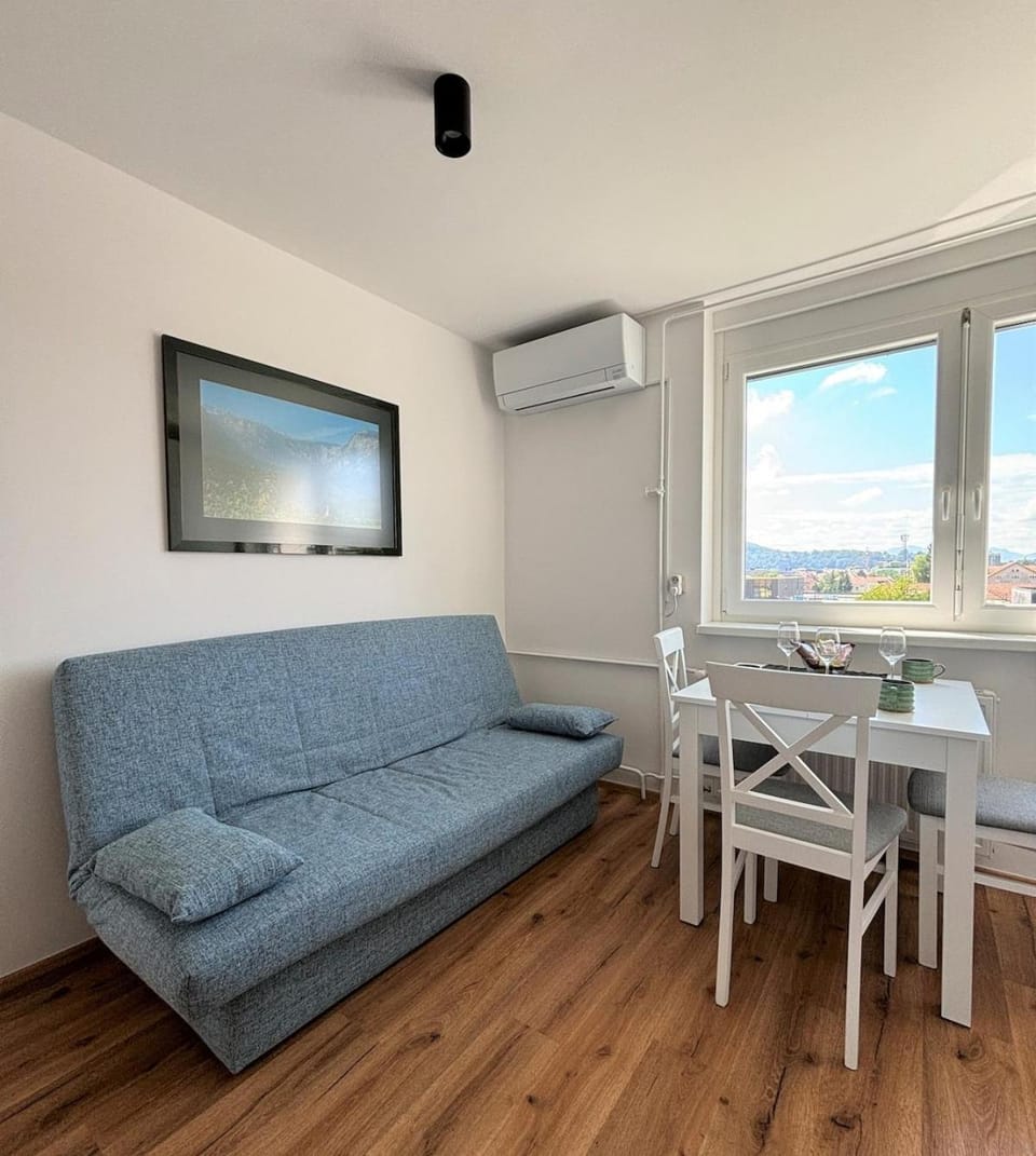 Trendy Candy Apartment in Ljubljana