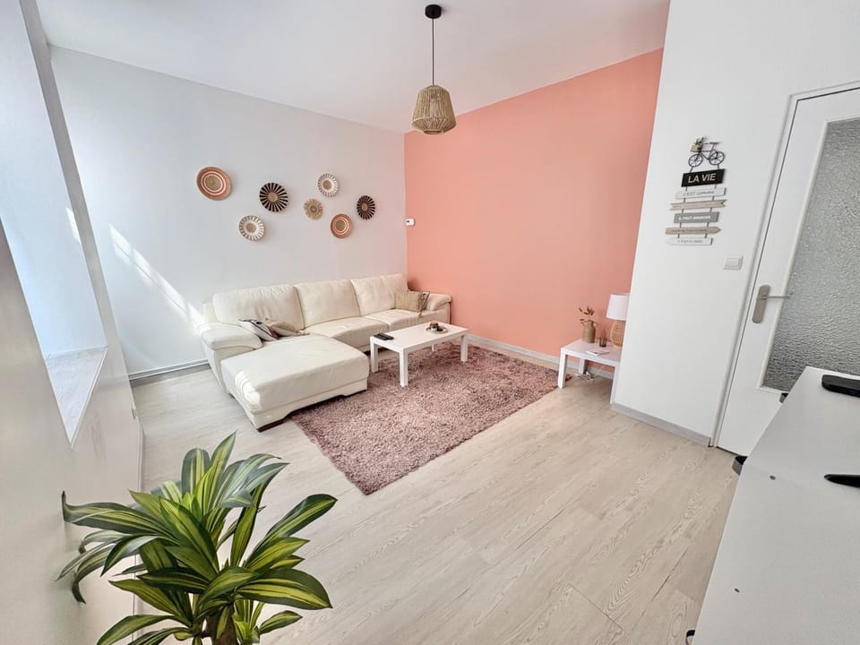 TV and multimedia, Living room, concierge