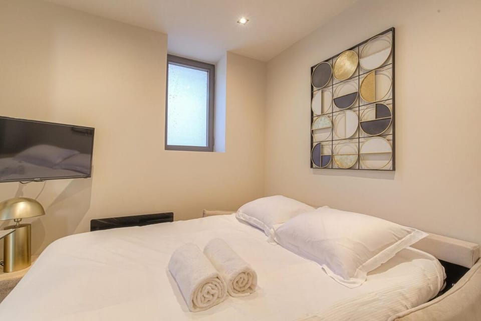 Studio contemporain avec terrasse ensoleillée Apartment in Lyon