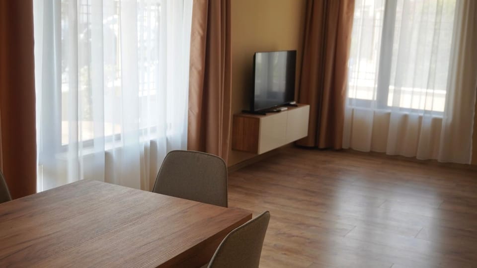 Апартаменти Bella Deluxe Apartment in Burgas Province