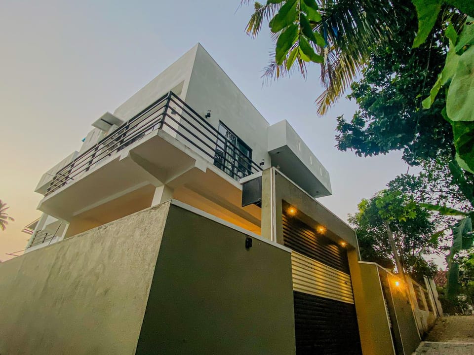 Owen Villa Villa in Kamburugamuwa