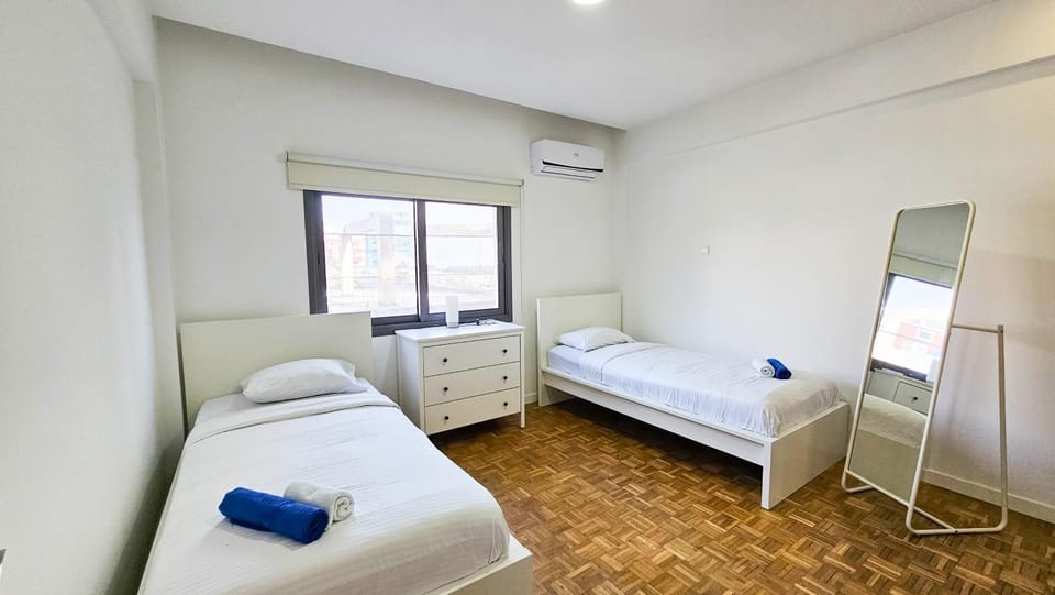 Bed, Bedroom, towels, air conditioner