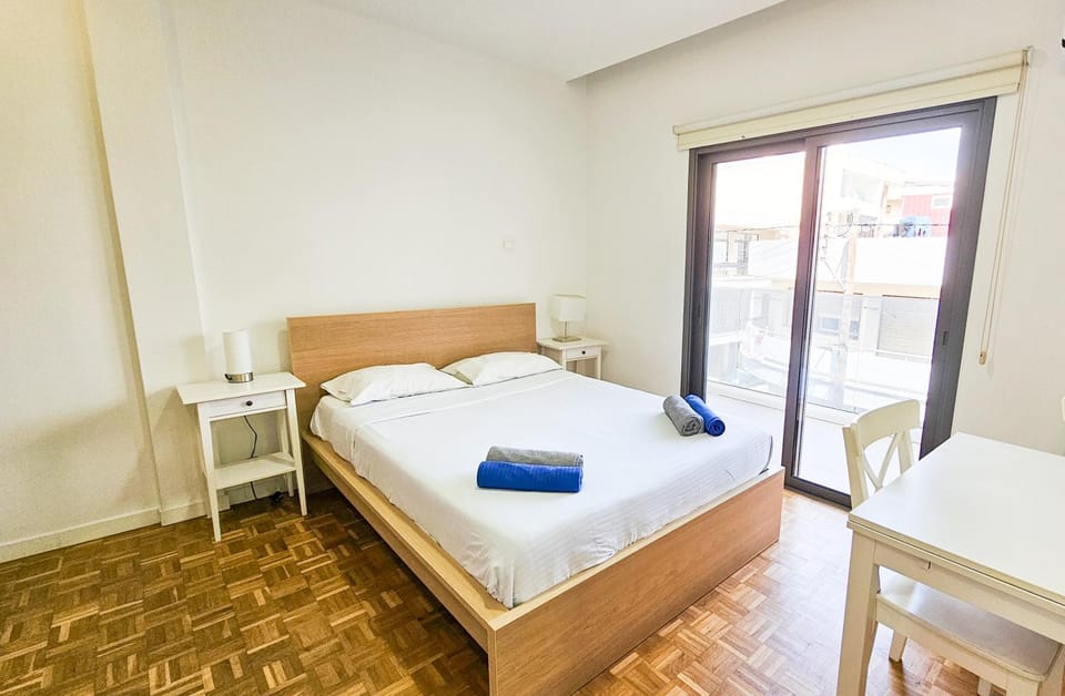 Bed, Balcony/Terrace, Bedroom, towels