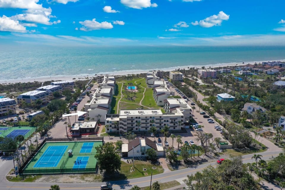 Loggerhead Cay 483 House in Sanibel Island