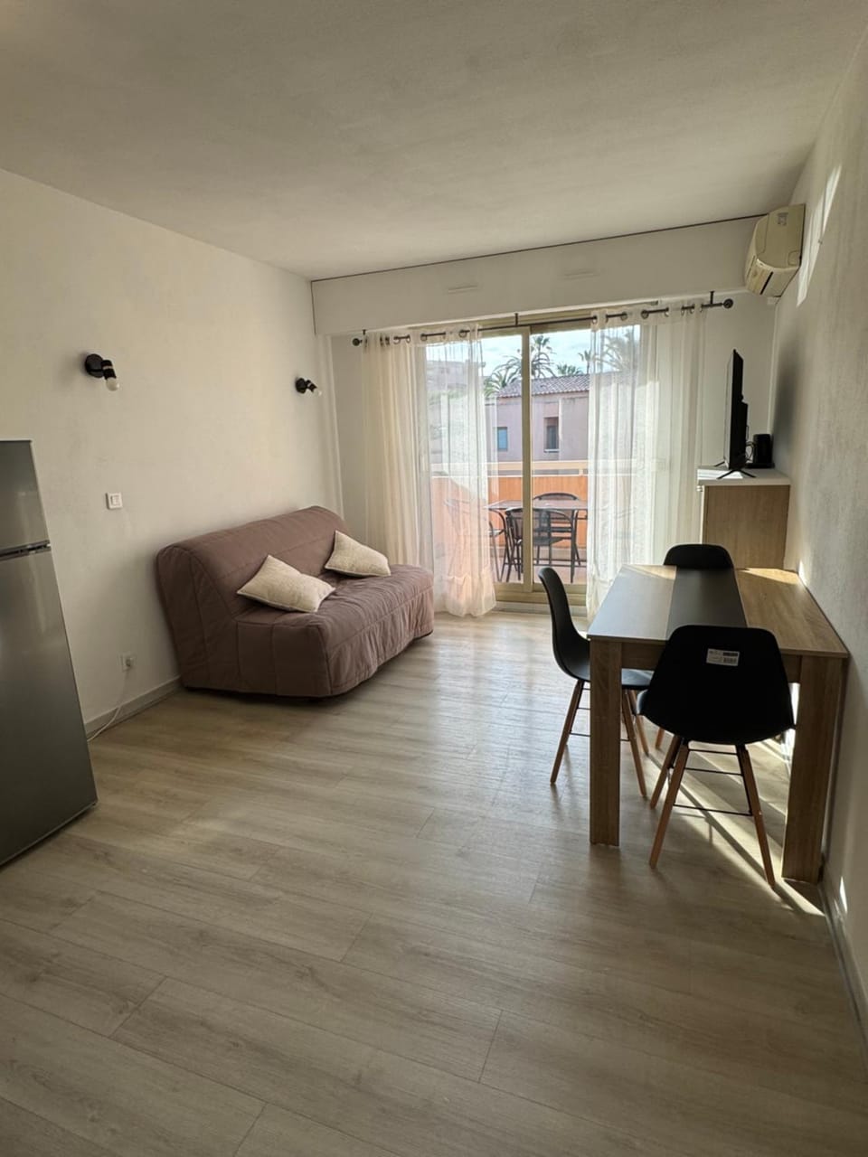 Appartement cosy avec terrasse Apartment in Antibes