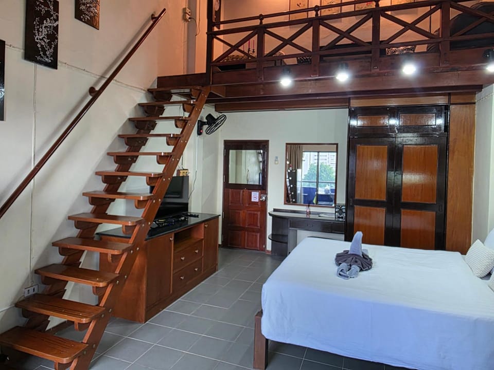 Monkey apartment 6 Apartment in Patong