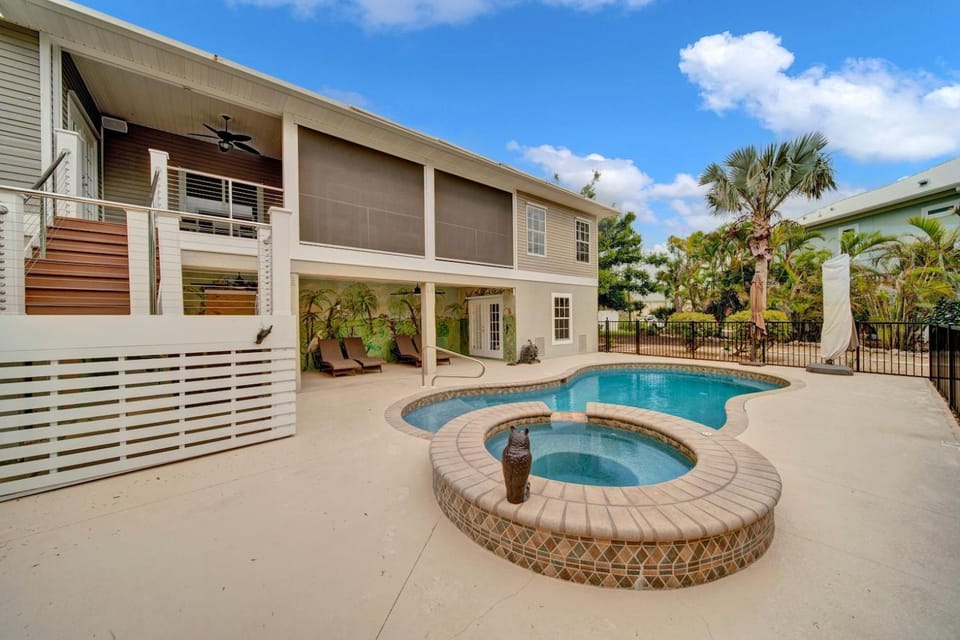 Paradise Point House in Sanibel Island