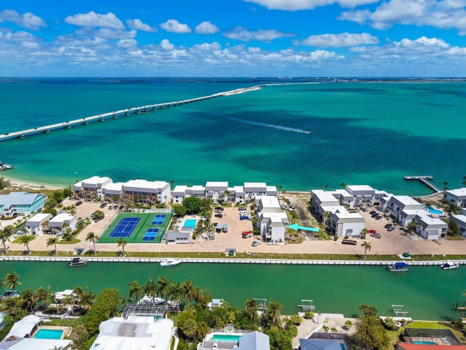 Mariner Pointe 813 House in Sanibel Island