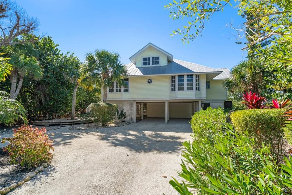 Lighthouse Lookout House in Sanibel Island