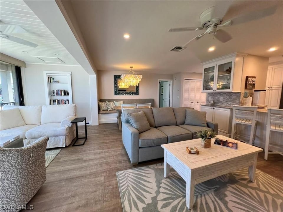 Mariner Pointe 842 House in Sanibel Island