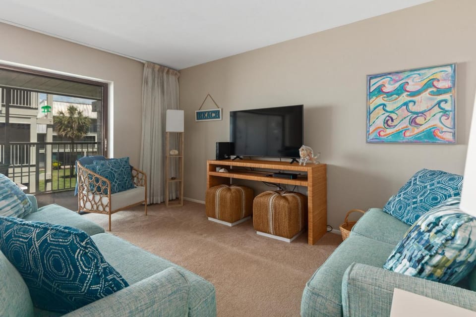 Mariner Pointe 323 House in Sanibel Island
