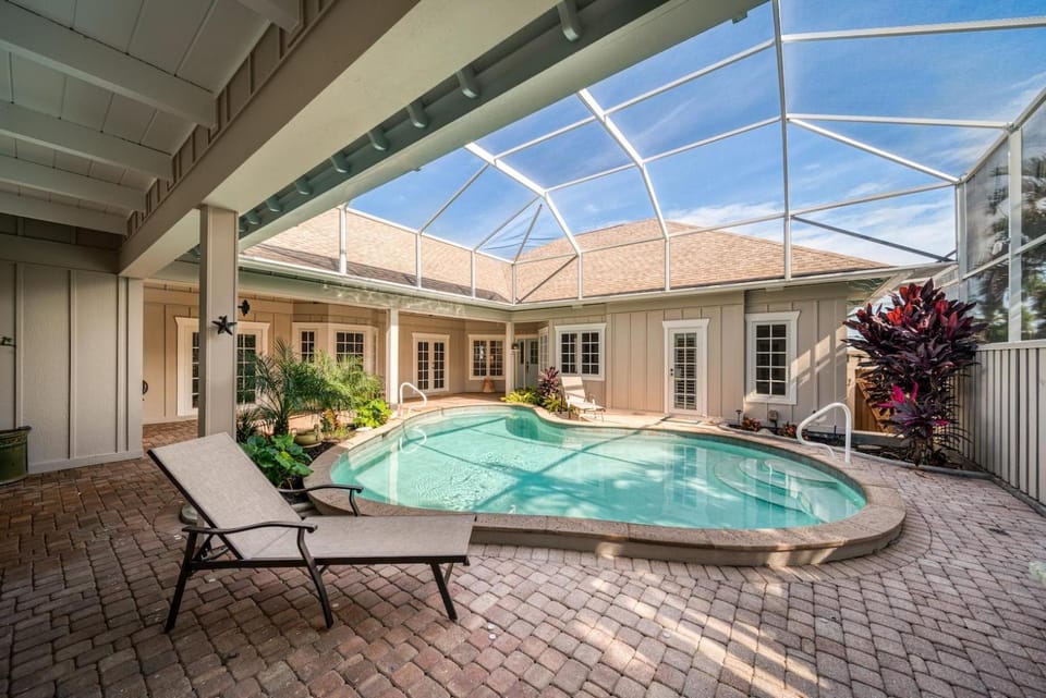 Bean & Bubs Shell Shack House in Sanibel Island