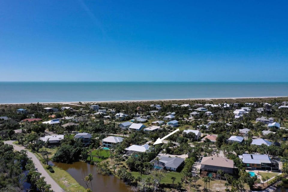 Paradise Palms House in Sanibel Island