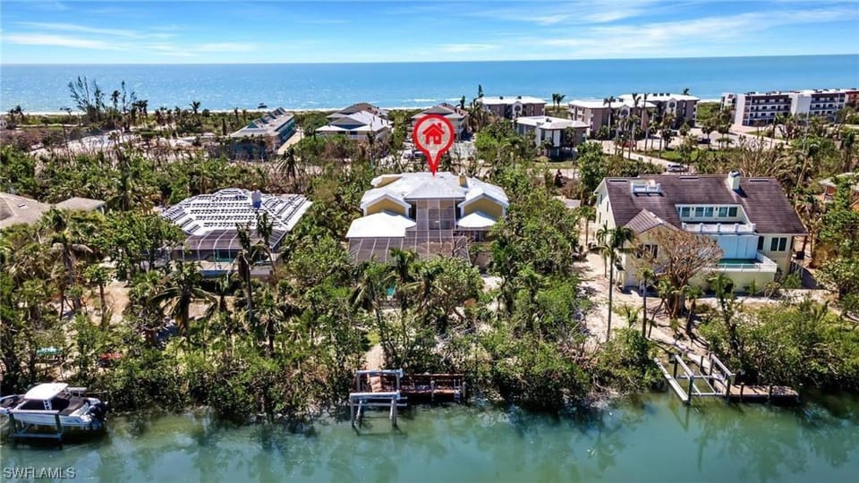 Pura Vida House in Sanibel Island