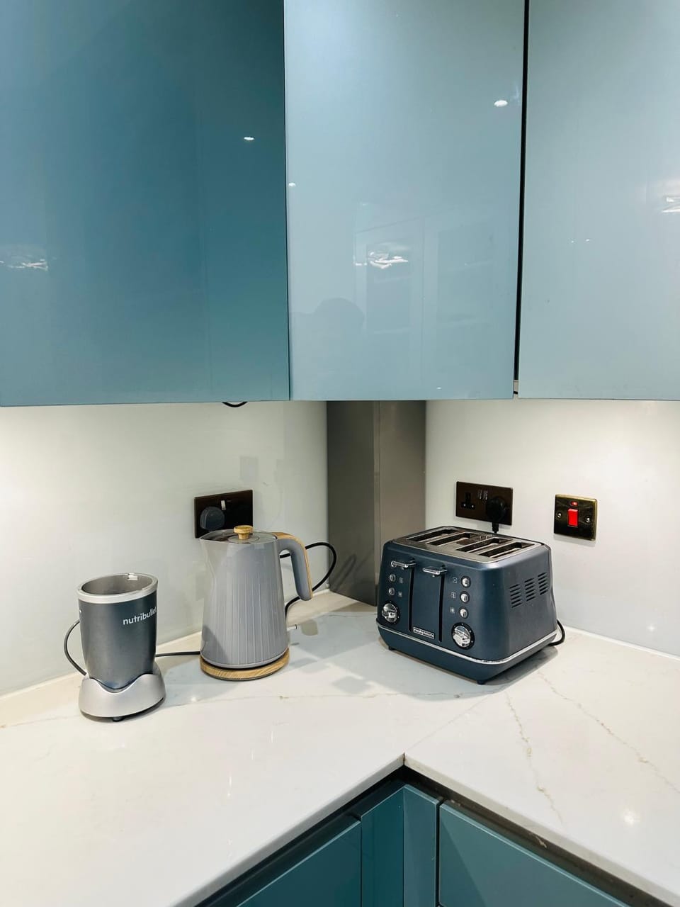 Kitchen or kitchenette, toaster