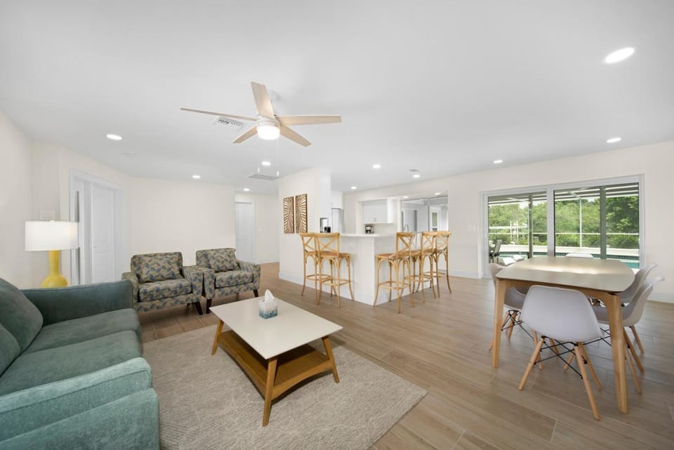 Coastal Charm House in Sanibel Island