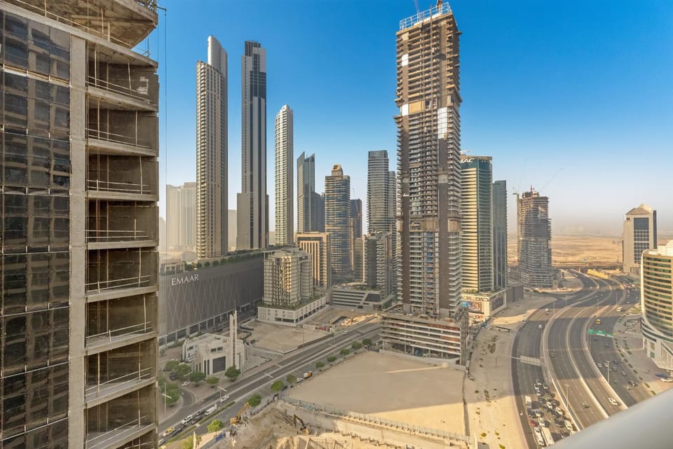 Property building, Day, City view