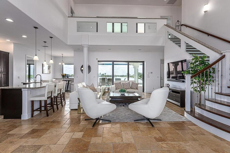 Tranquil Waters House in Cape Coral