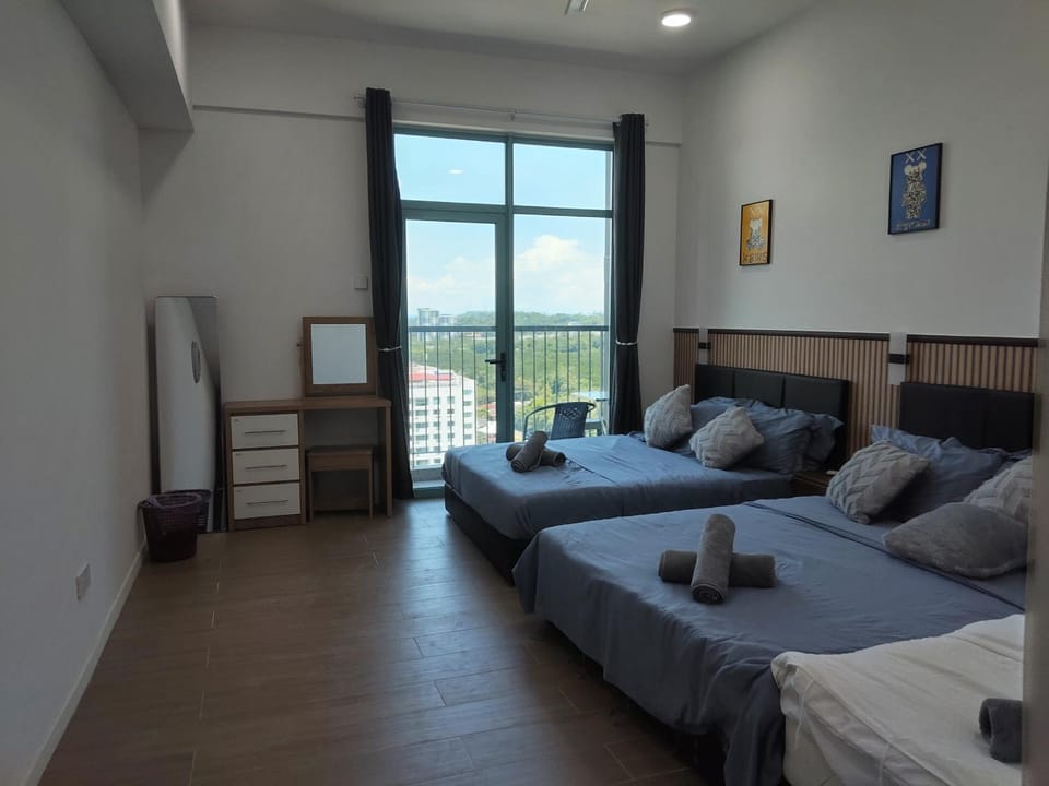 Baysuites Likas 7Pax City Views L 21 near kk town Apartment in Kota Kinabalu