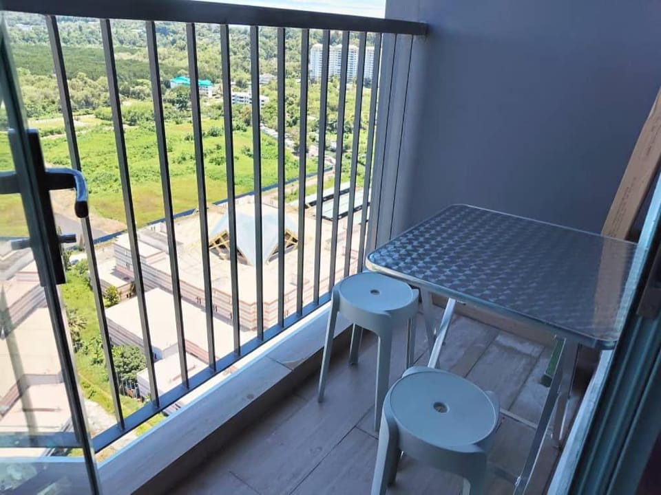 Baysuites Likas 7Pax City Views L 21 near kk town Apartment in Kota Kinabalu