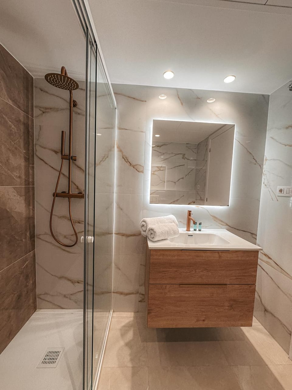 Shower, Bathroom