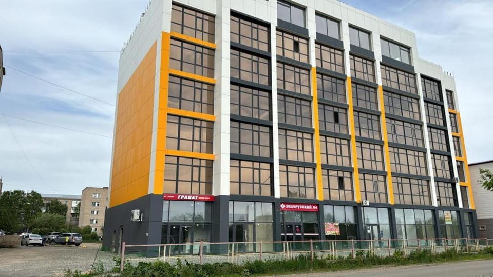 Property building, Facade/entrance