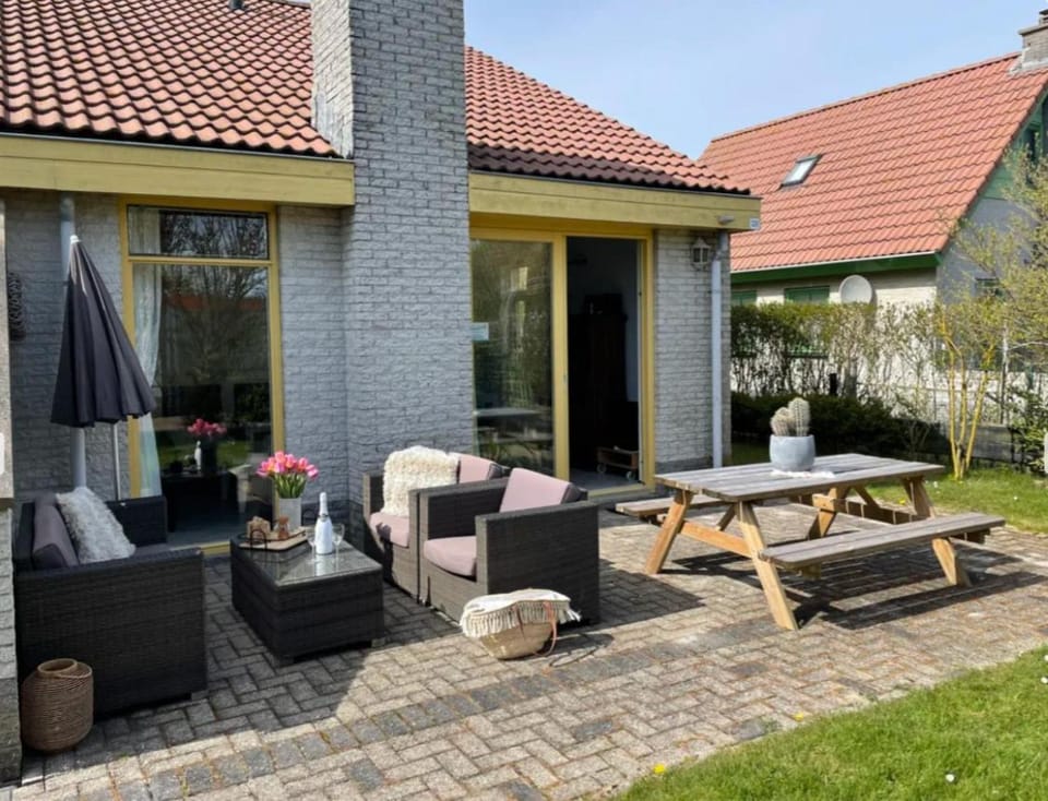 Strand en duinen 331 omheinde tuin House in Julianadorp