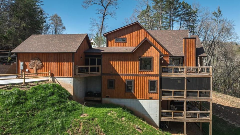 Jazzy's Cozy Creekside House in Georgia