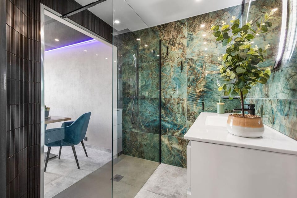 Shower, Bathroom
