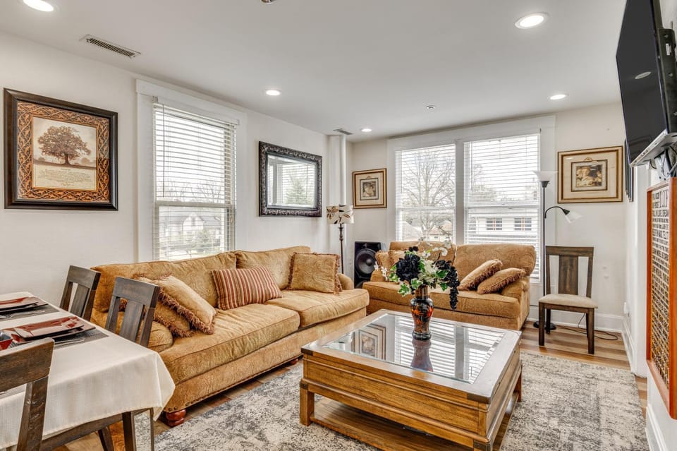 9 Mi to Fort Harrison State Park: Apt in Indy Apartment in Indianapolis