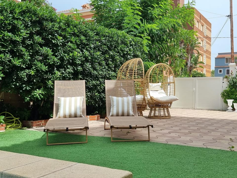 MD Villa con piscina en Mareny Beach House in Ribera Baixa