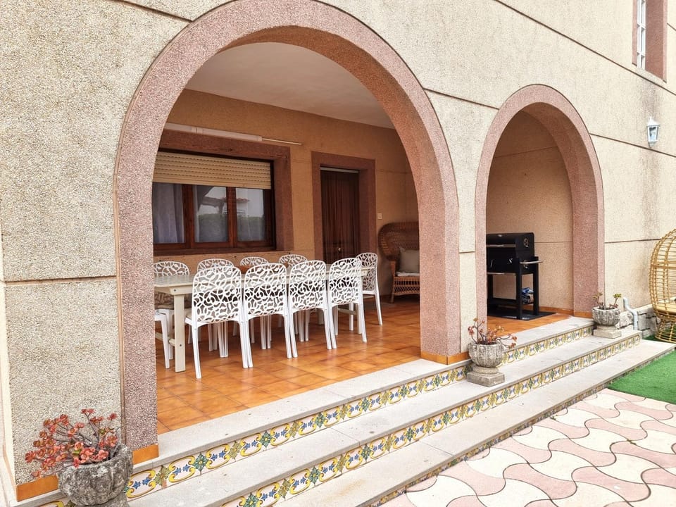 BBQ facilities, Balcony/Terrace