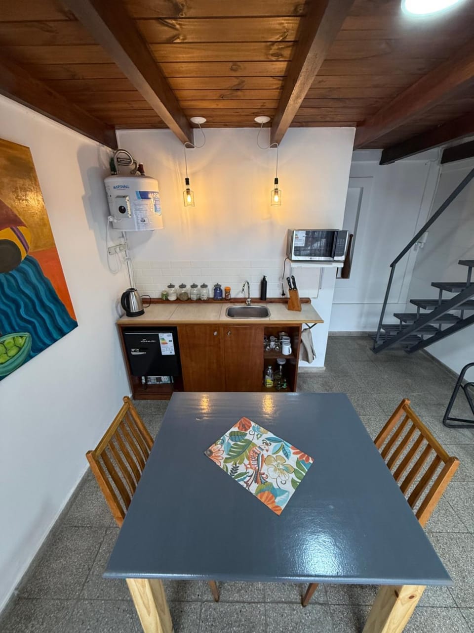 Kitchen or kitchenette, Living room, Seating area, Dining area, minibar, pet friendly