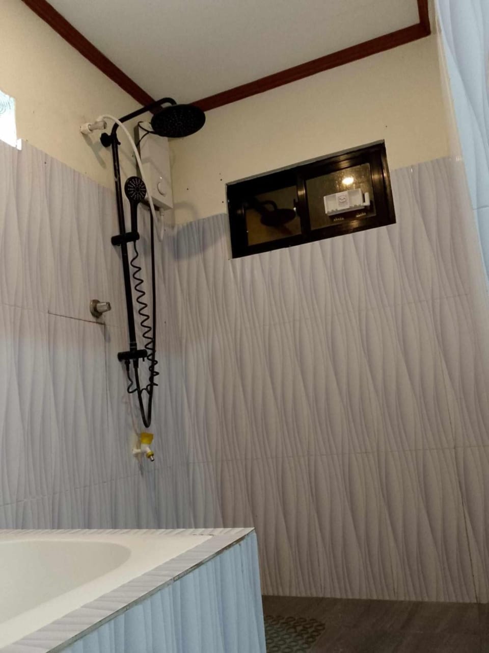 Shower, Bathroom, On site, Public Bath, Bath, bidet, heating