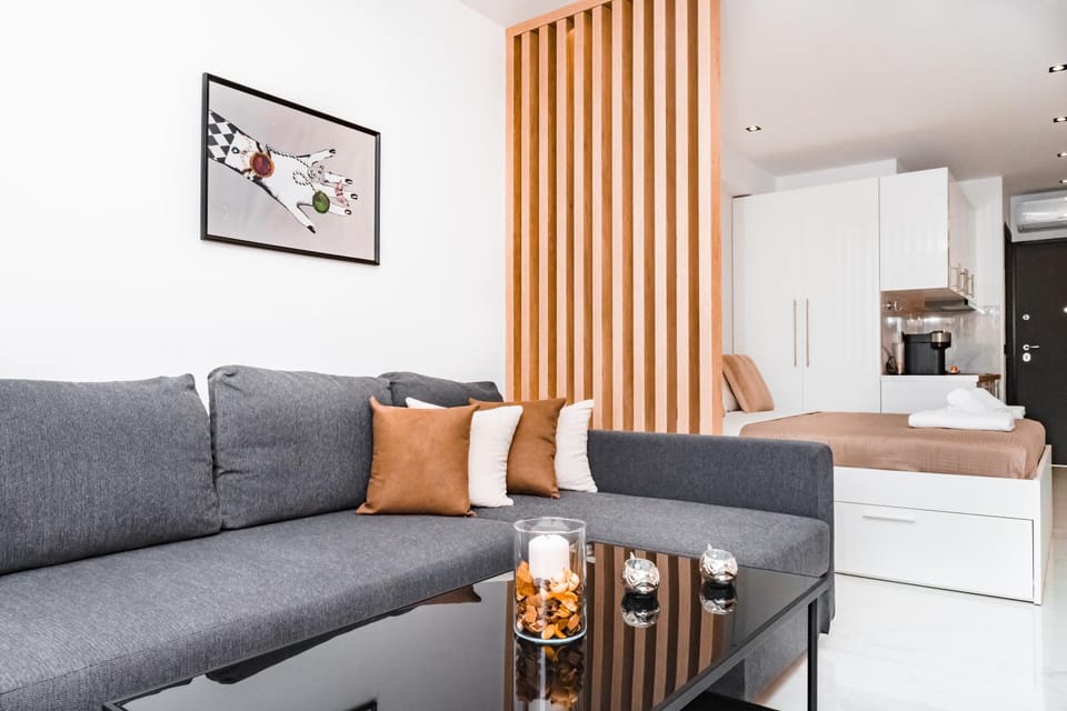 Living room, Bedroom