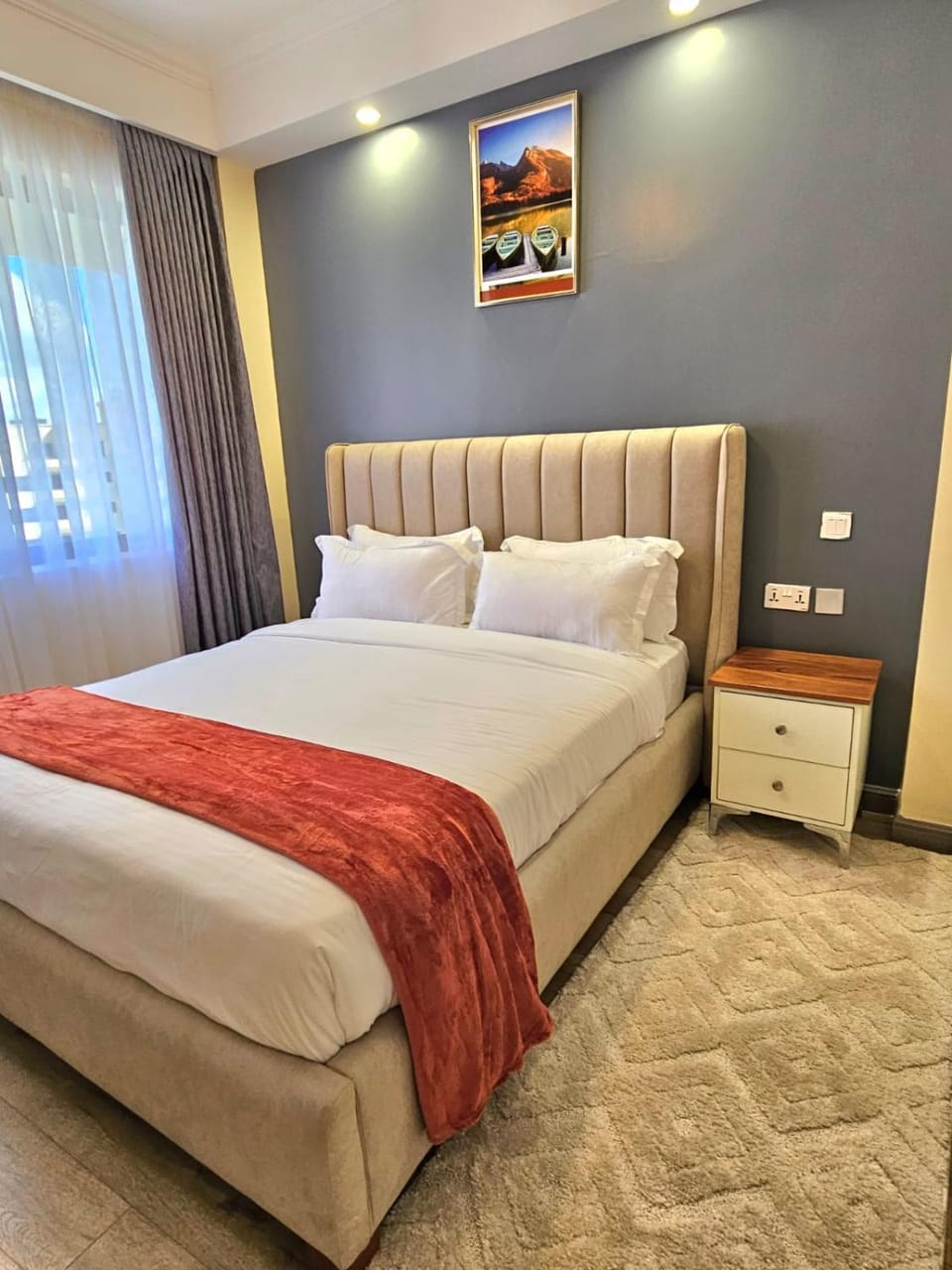 classy executive two bedroom apartment with fully equipped gym ample parking space heated swimming pool children playing ground and amazing scenic views Apartment in Nairobi