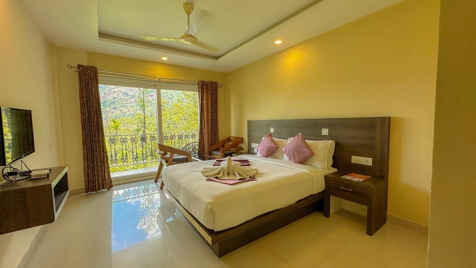 Bed, Photo of the whole room