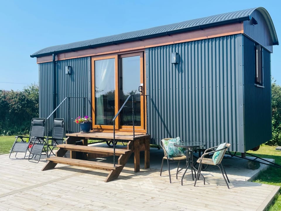 Aberdaron Shepherd Huts House in Wales
